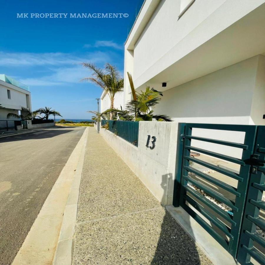 By The Beach Villa Natalya بروتاراس المظهر الخارجي الصورة