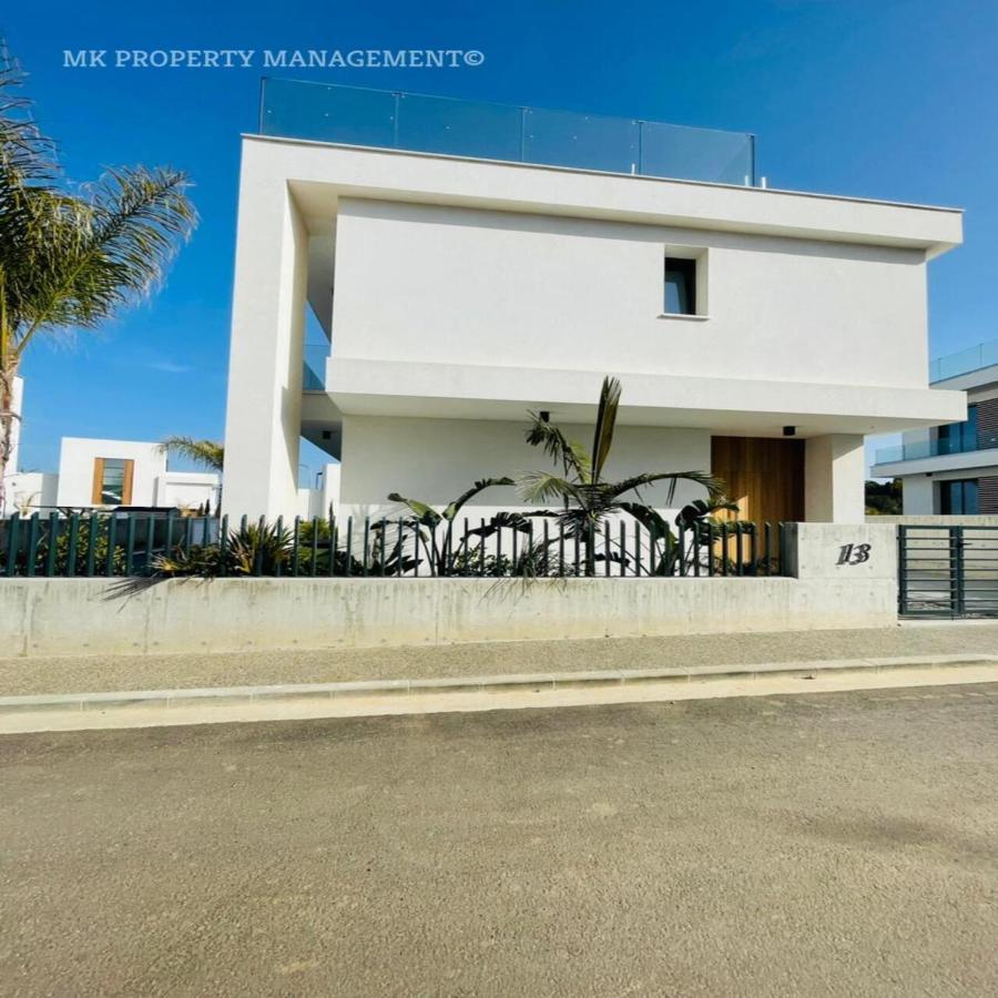 By The Beach Villa Natalya بروتاراس المظهر الخارجي الصورة