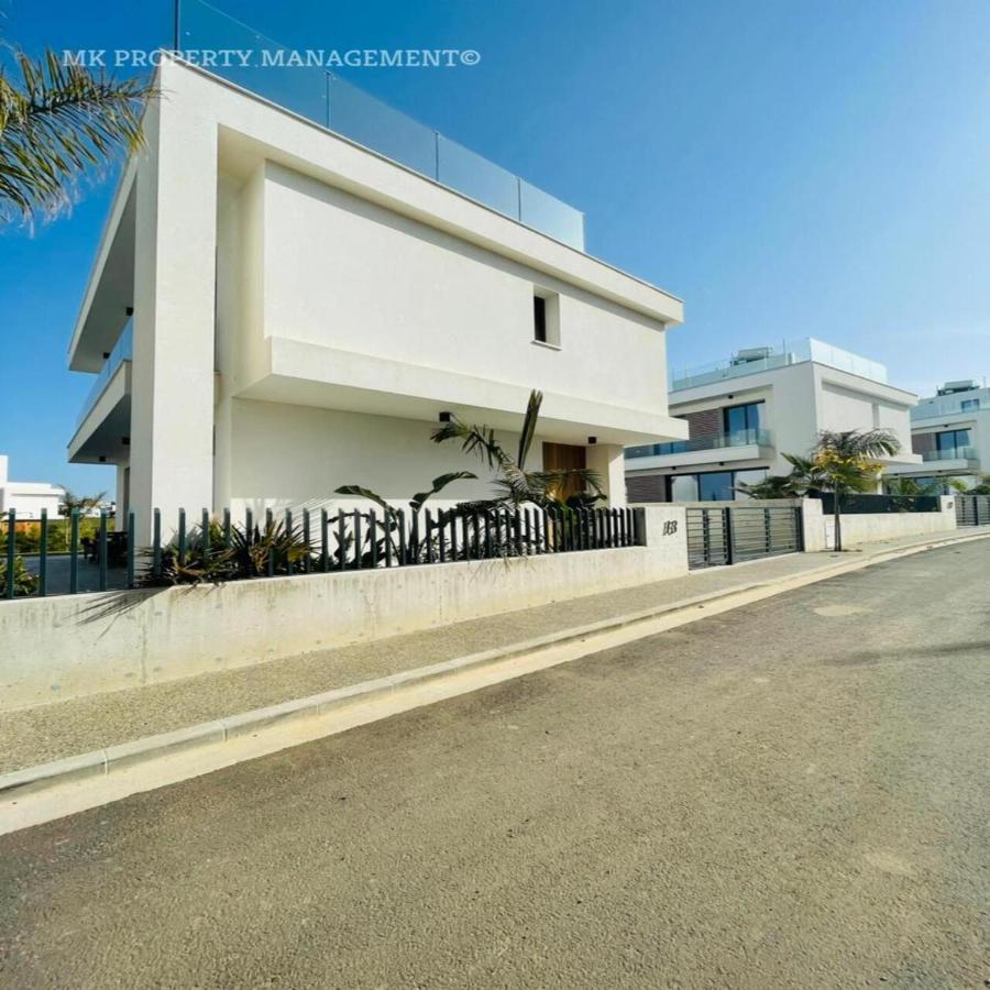 By The Beach Villa Natalya بروتاراس المظهر الخارجي الصورة