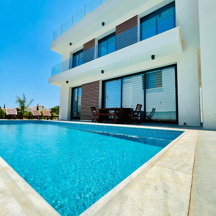By The Beach Villa Natalya بروتاراس المظهر الخارجي الصورة