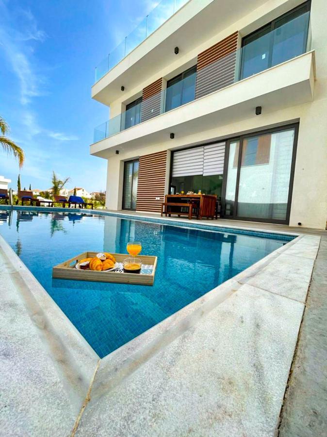 By The Beach Villa Natalya بروتاراس المظهر الخارجي الصورة
